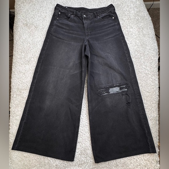 American Eagle Super High Rise Ultra Wide Leg Black Jeans. 12 Long - Picture 1 of 14